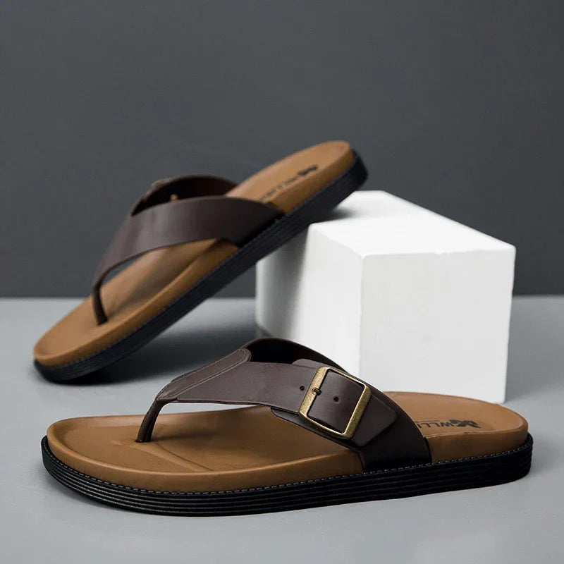 Veylor Toe-Post Thong Sandals | Women's Flat Leather-Look Sandals
