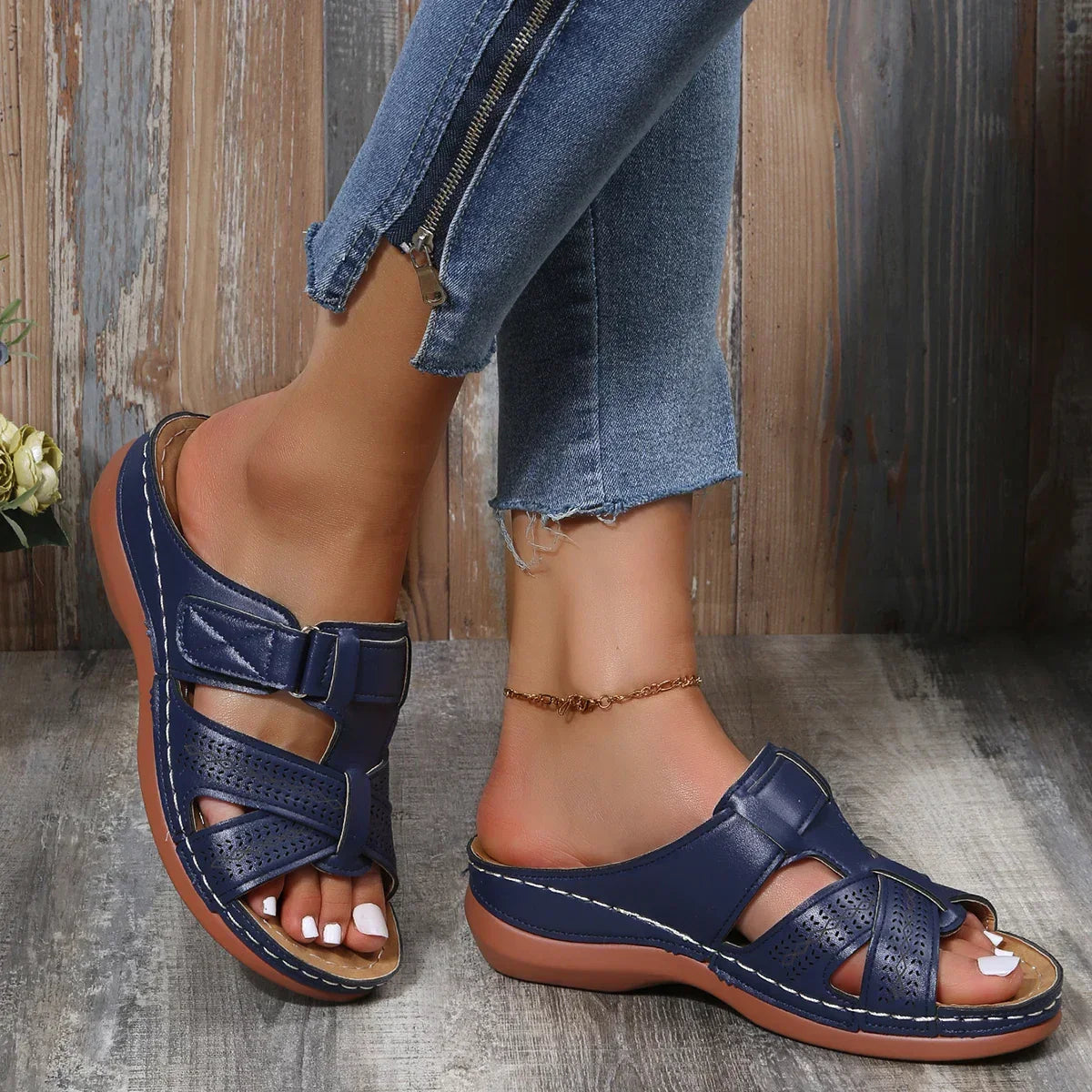 Aria Woven Wedge Sandals | Women's Cushioned Toe-Loop Sandals