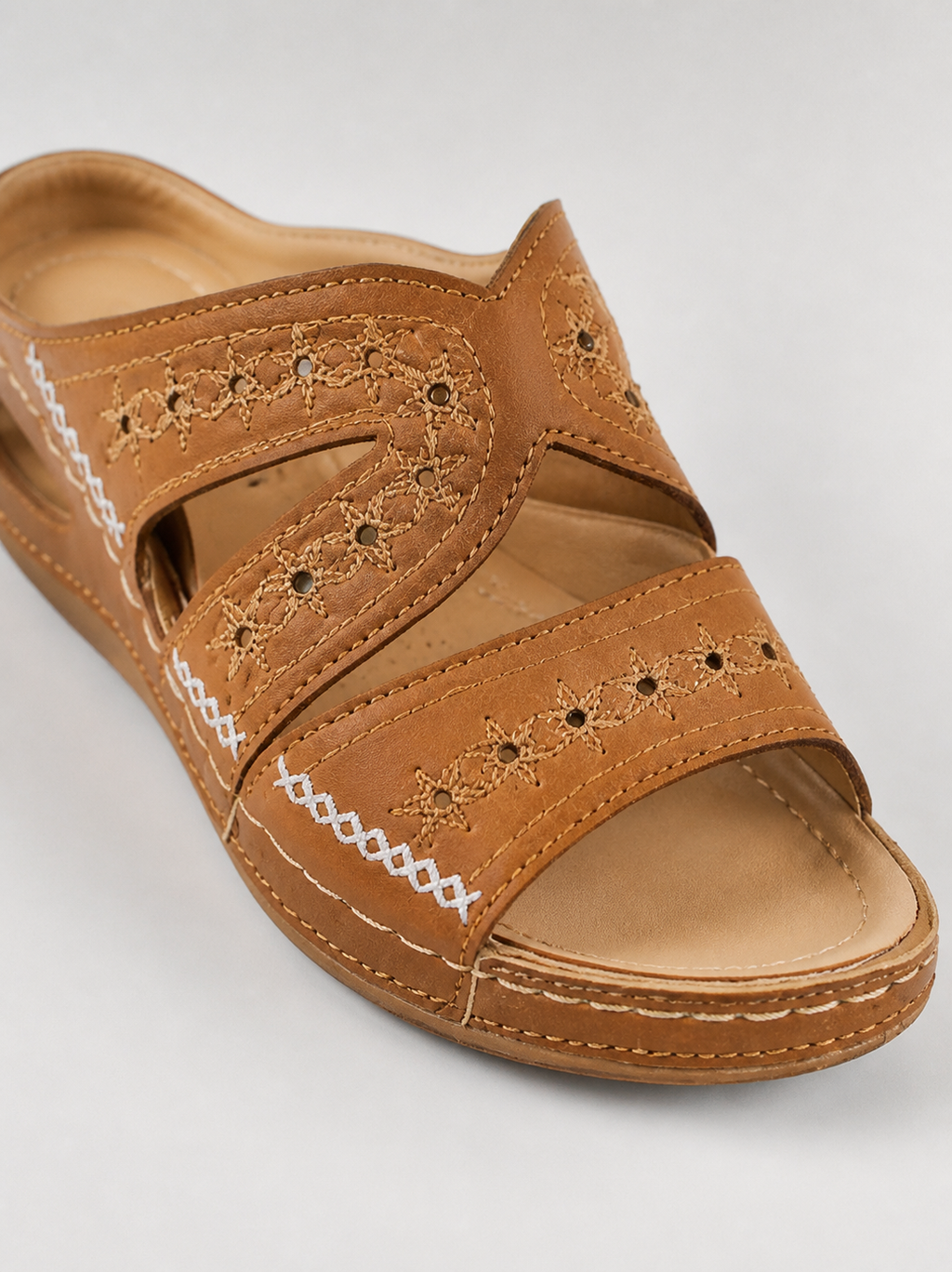 Calla Embroidered Slide Sandals | Women's Flat Slip-On Slides