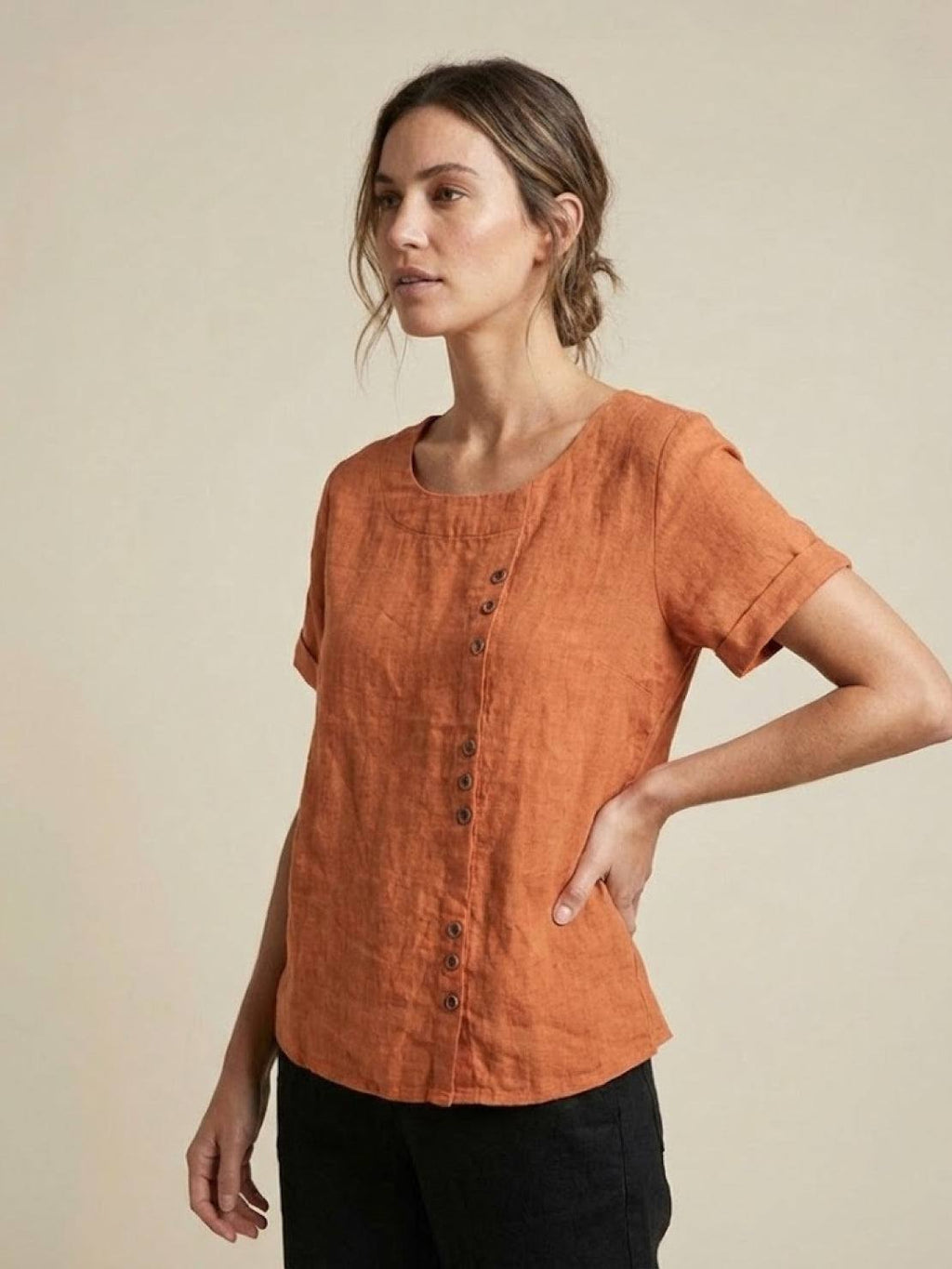 Olive Scoop-Neck Tee | Women's Short-Sleeve Button Top