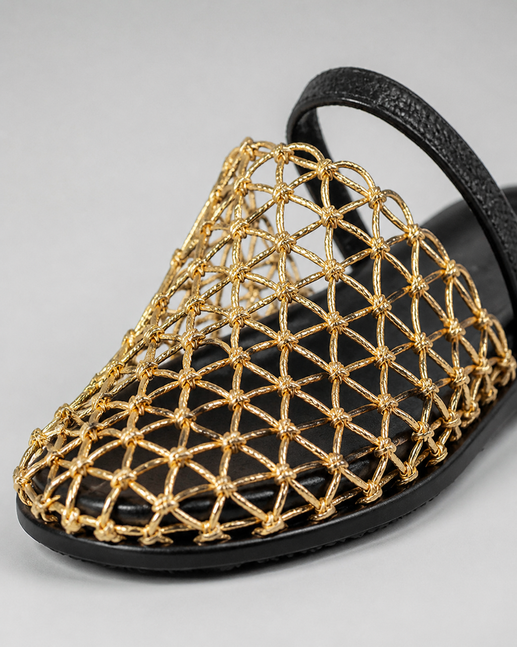 Summer Mesh Mule Sandals | Women's Woven Slip-On Sandals — Gold — macro