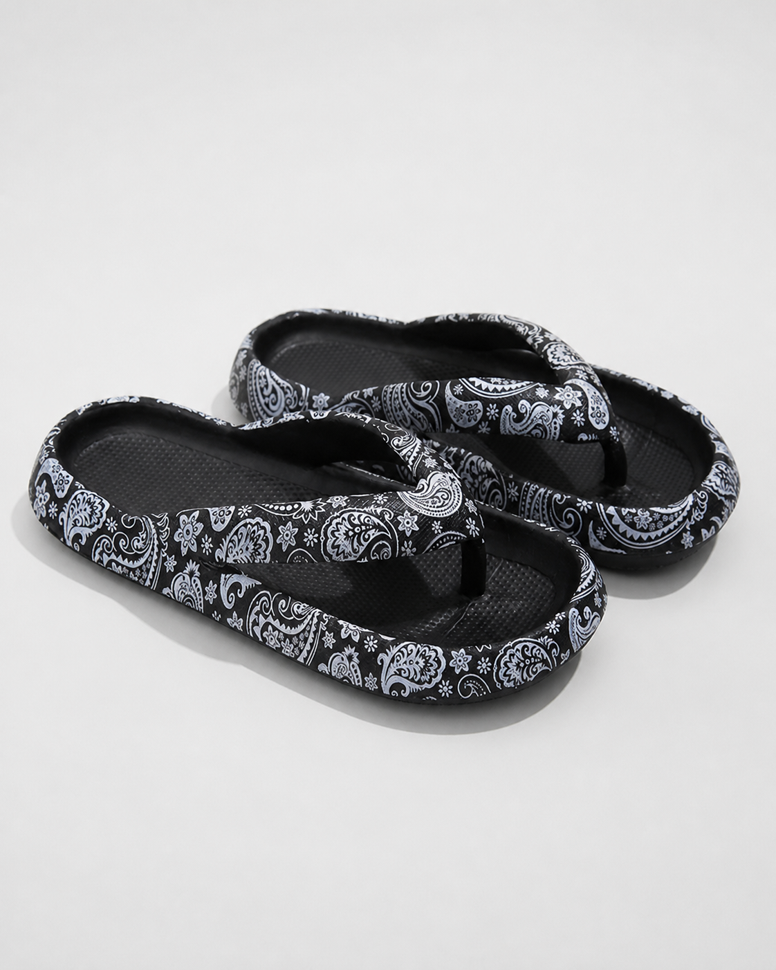 Marsa Criss-Cross Thong Sandals | Women's Cushioned Foam Sandals — Black — hero