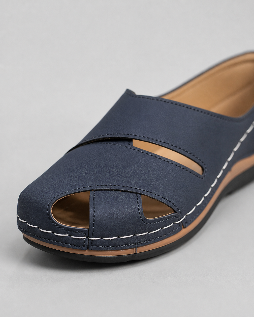 Ella Round-Toe Wedge Sandals | Women's Platform Slip-On Sandals — Blue — macro