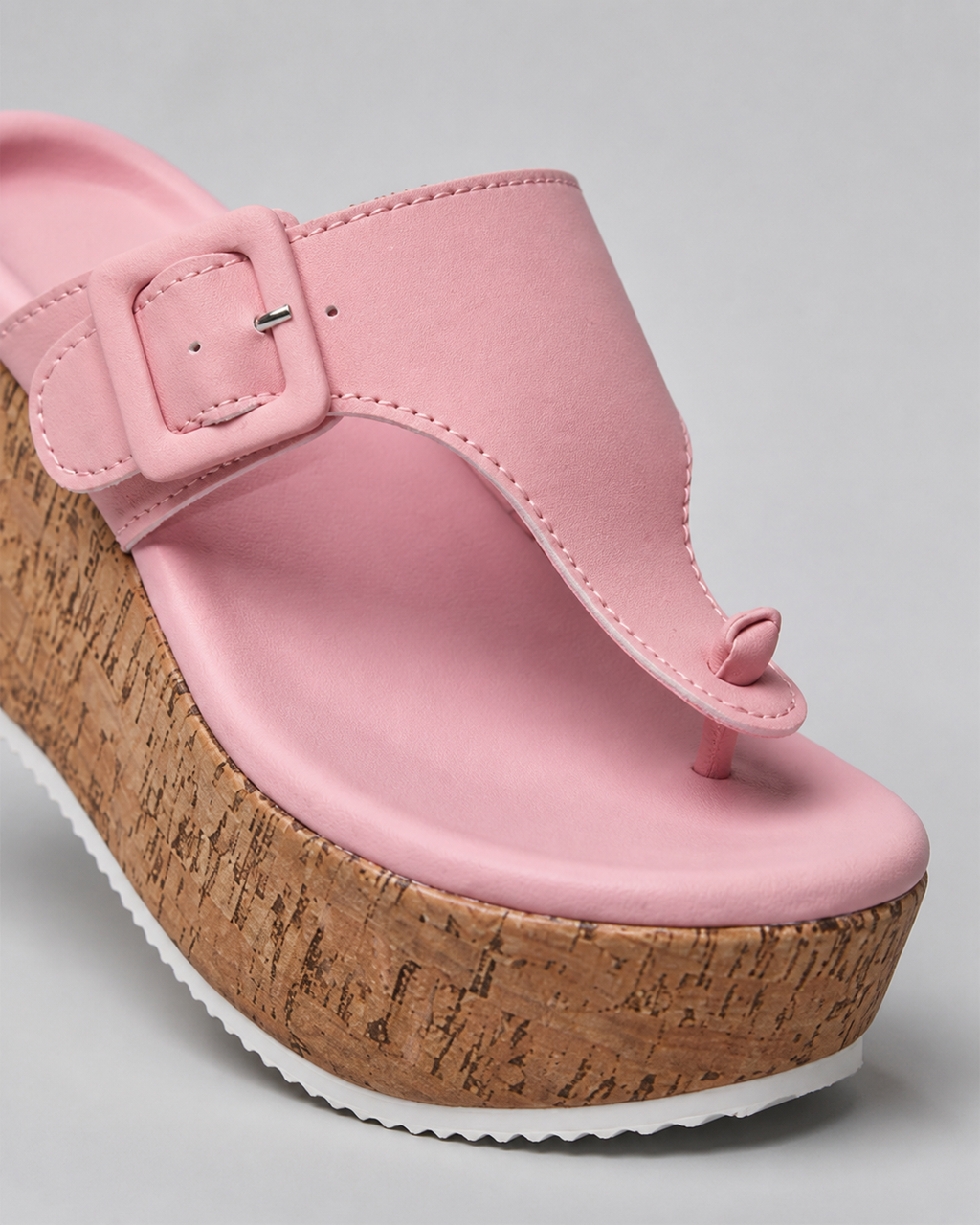 Cork Wedge Thong Sandals | Women's Buckle Platform Sandals — Pink — macro