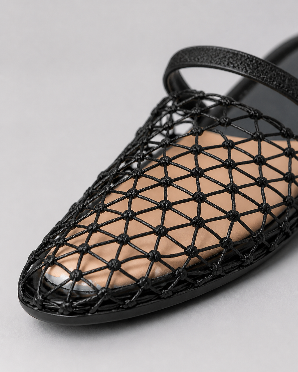 Summer Mesh Mule Sandals | Women's Woven Slip-On Sandals — Black — macro