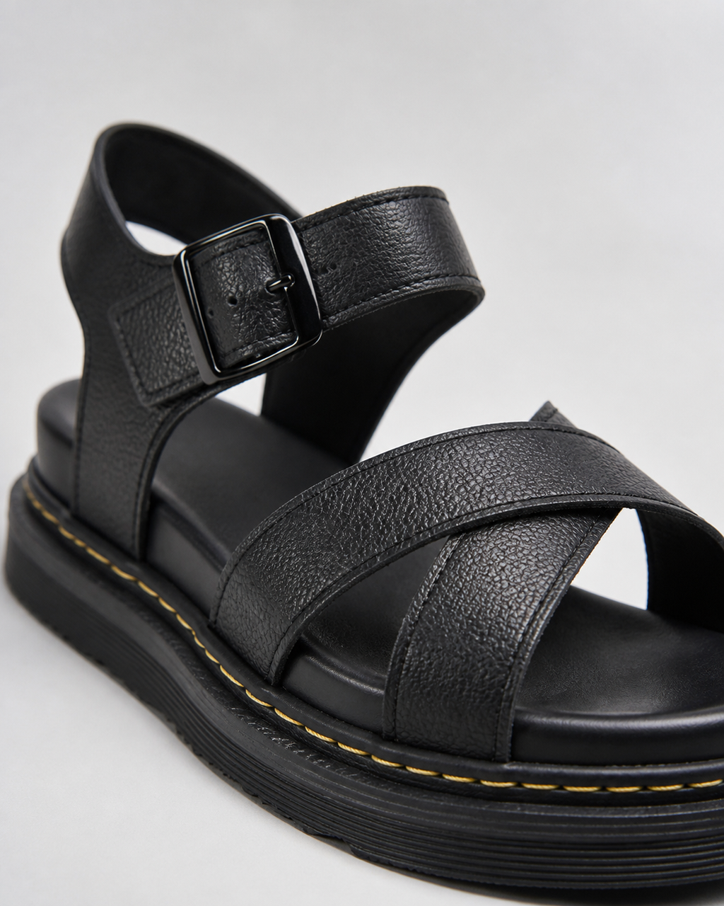 Bex Cross-Strap Flatform Sandals | Women's Sport Buckle Sandals — Black — macro
