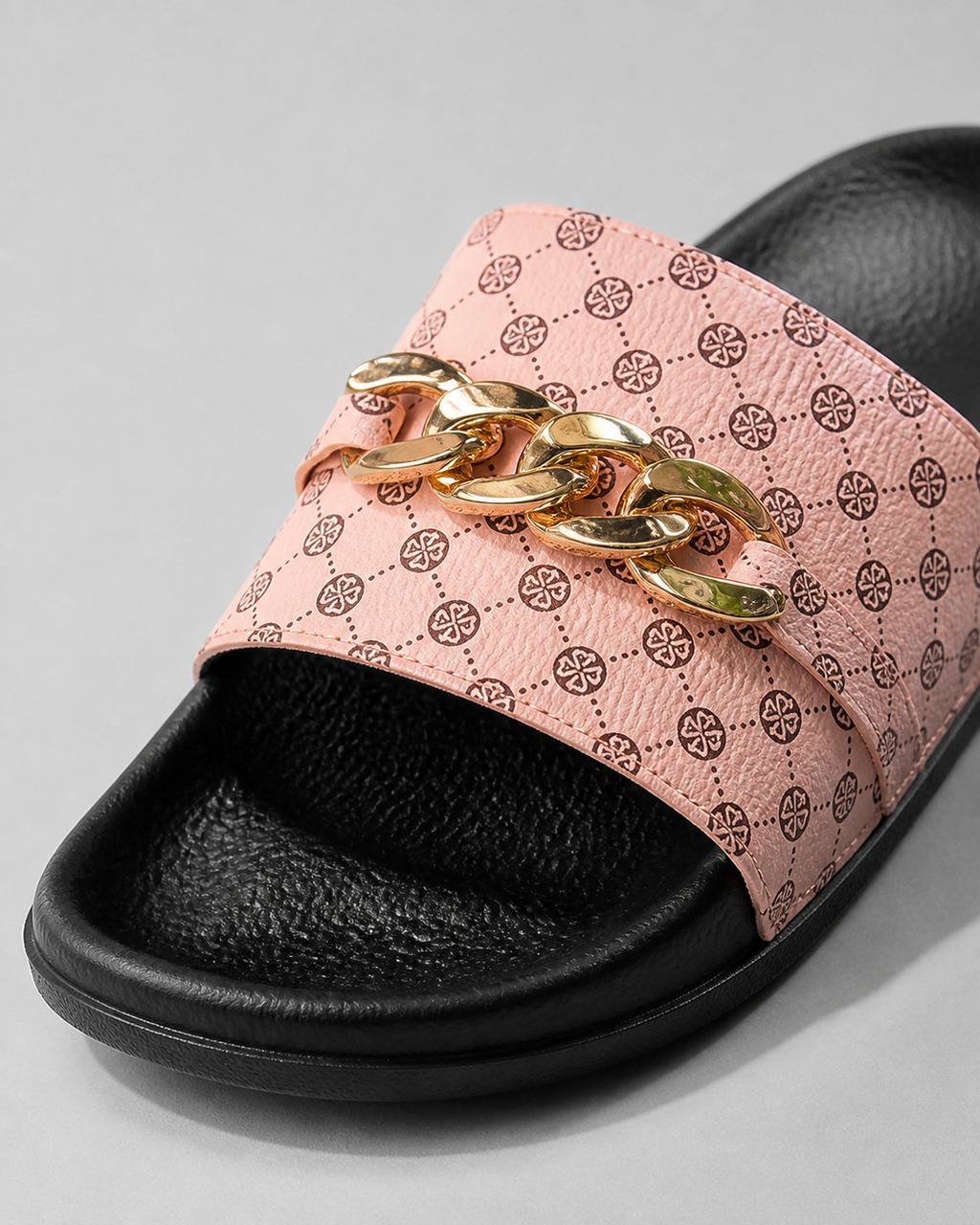 Milano Chain-Detail Sandals | Women's Cushioned Comfort Sandals — Pink — macro