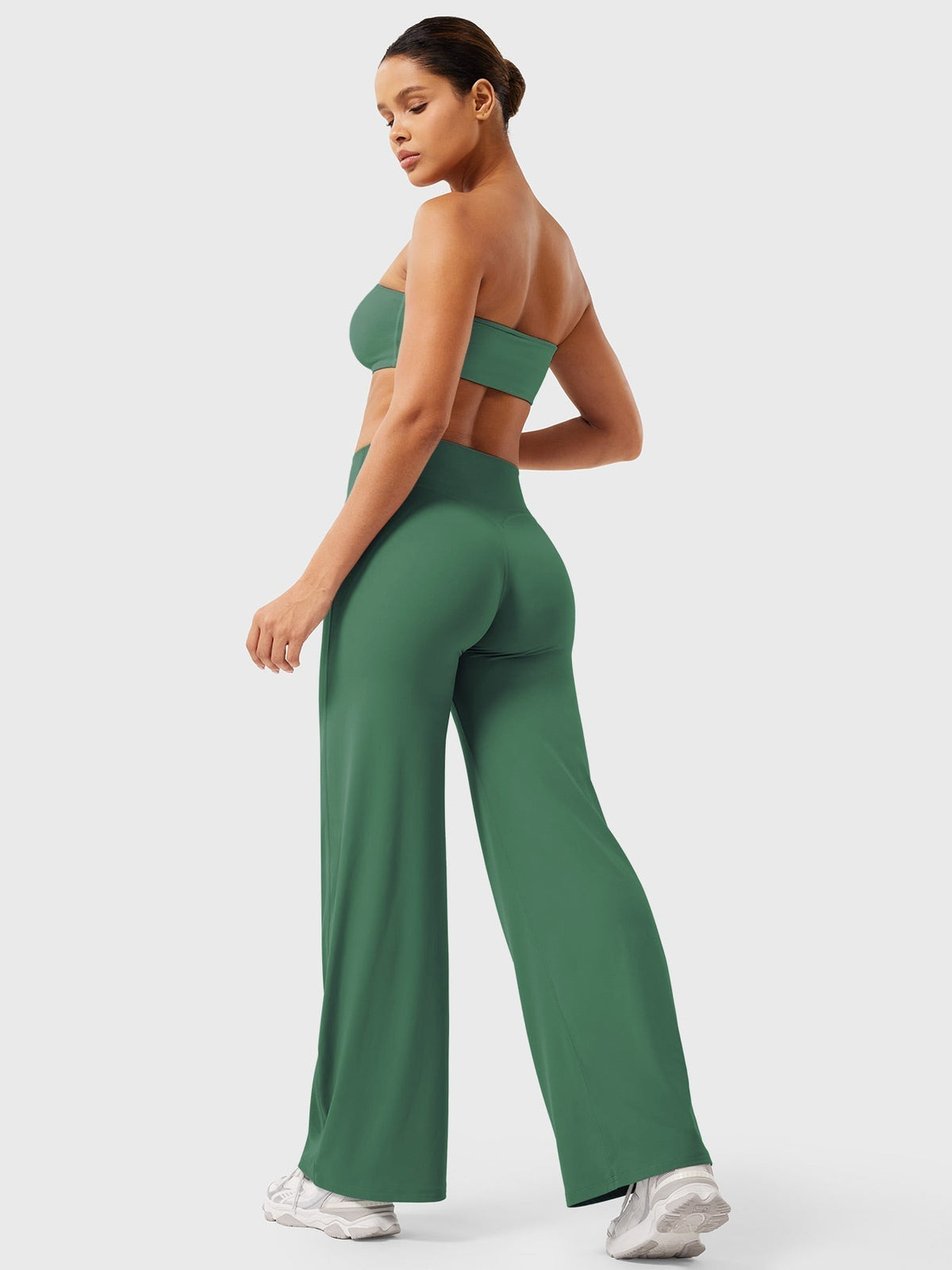 Mae high-rise seamed wide-leg flared pants