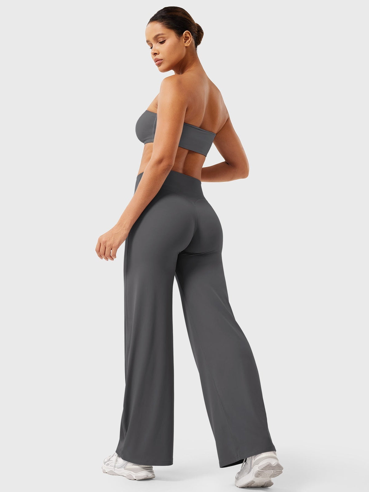 Mae high-rise seamed wide-leg flared pants