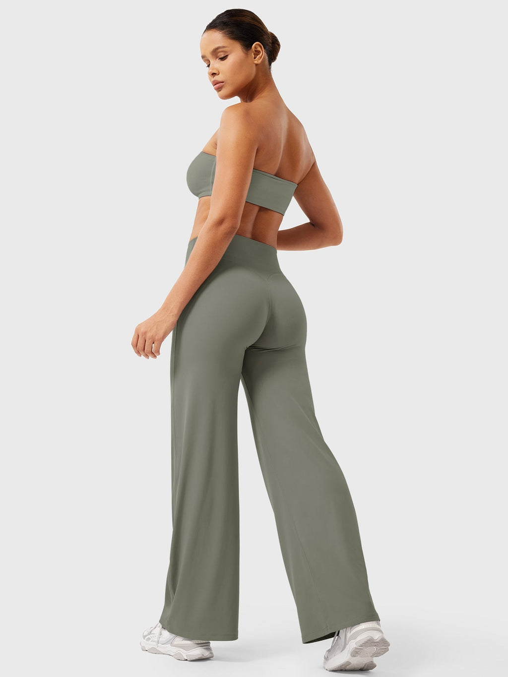 Mae high-rise seamed wide-leg flared pants